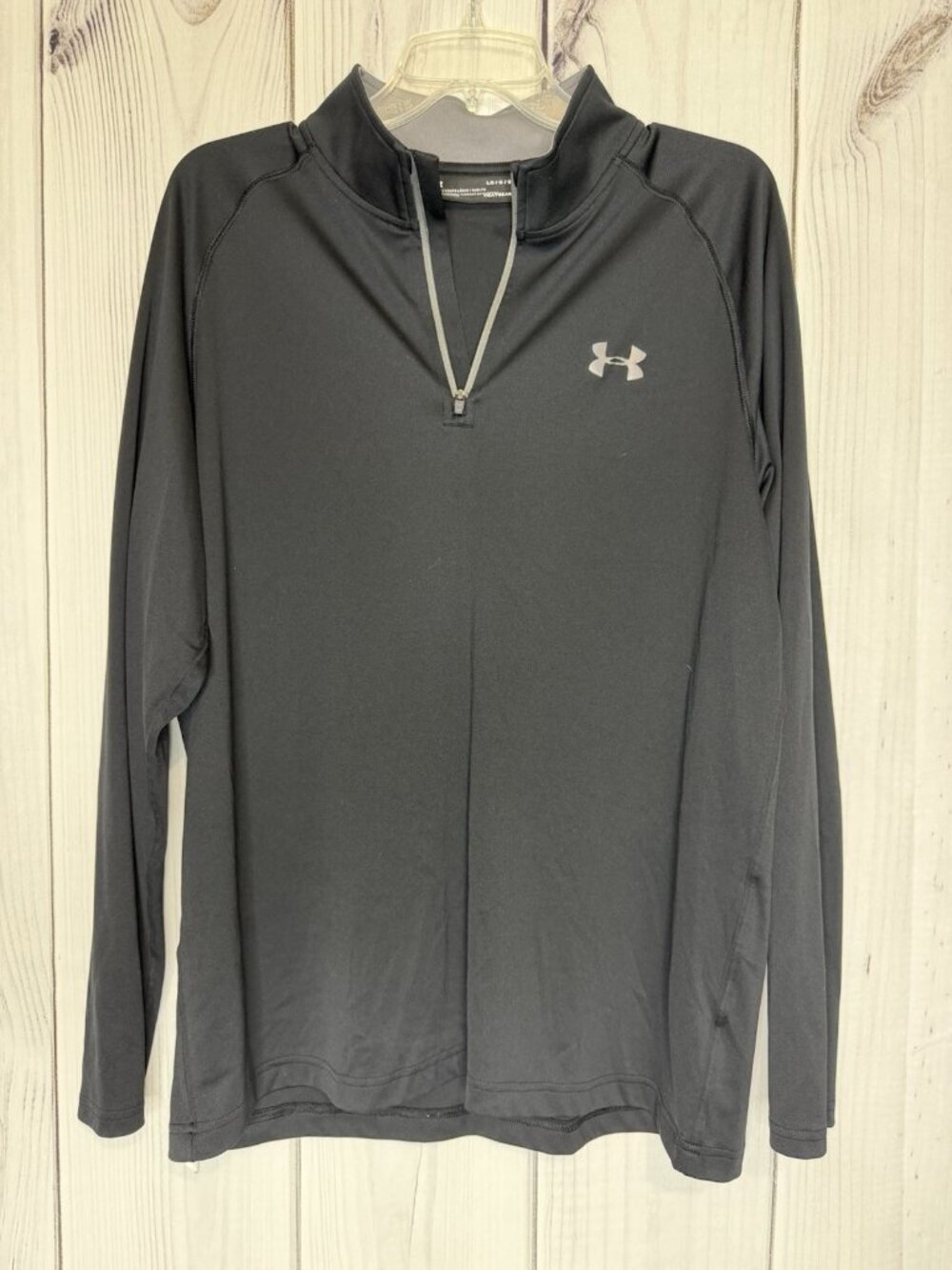 Under Armour  1/4 Zip Base Layer Shirt Men Sz L HeatGear Loose Long Sleeve Black